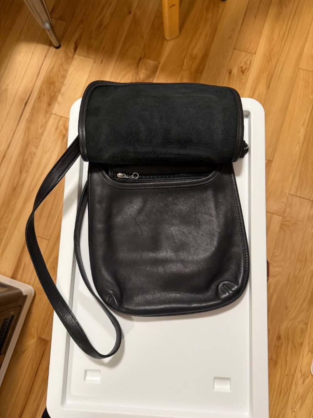 Vintage Coach Black Leather Slim Hippie Flap Saddle Purse Bag 9135 Boho - Picture 13 of 16